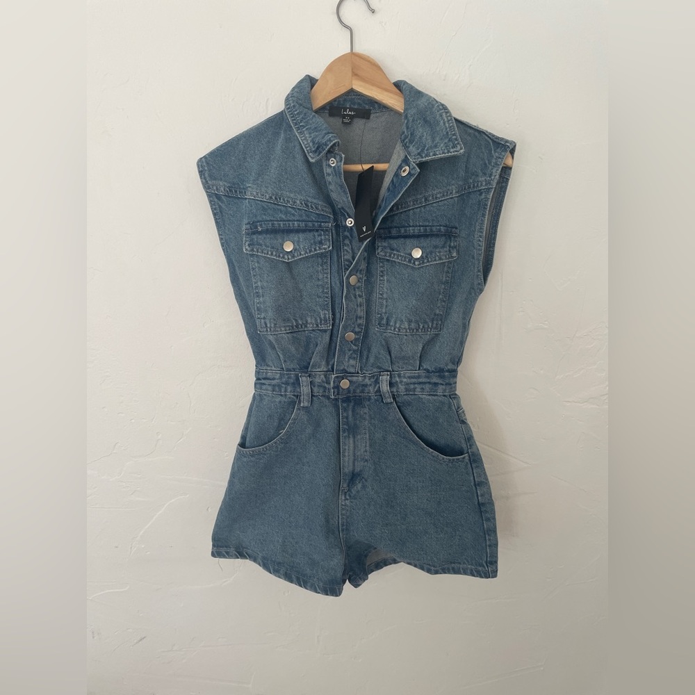 NWT Lulu’s Denim Romper
